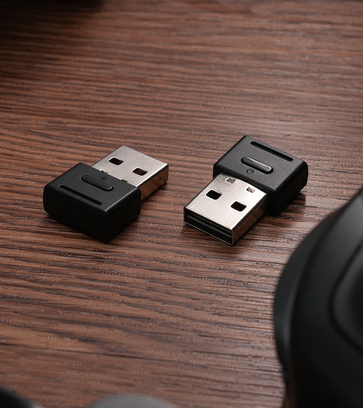 The Gamesirs Dongle is a dedicated wireless receiver for the G8 Plus, X5s, T4C, T4CP, and T4N controllers, enabling a seamless connection for an enhanced gaming experience.